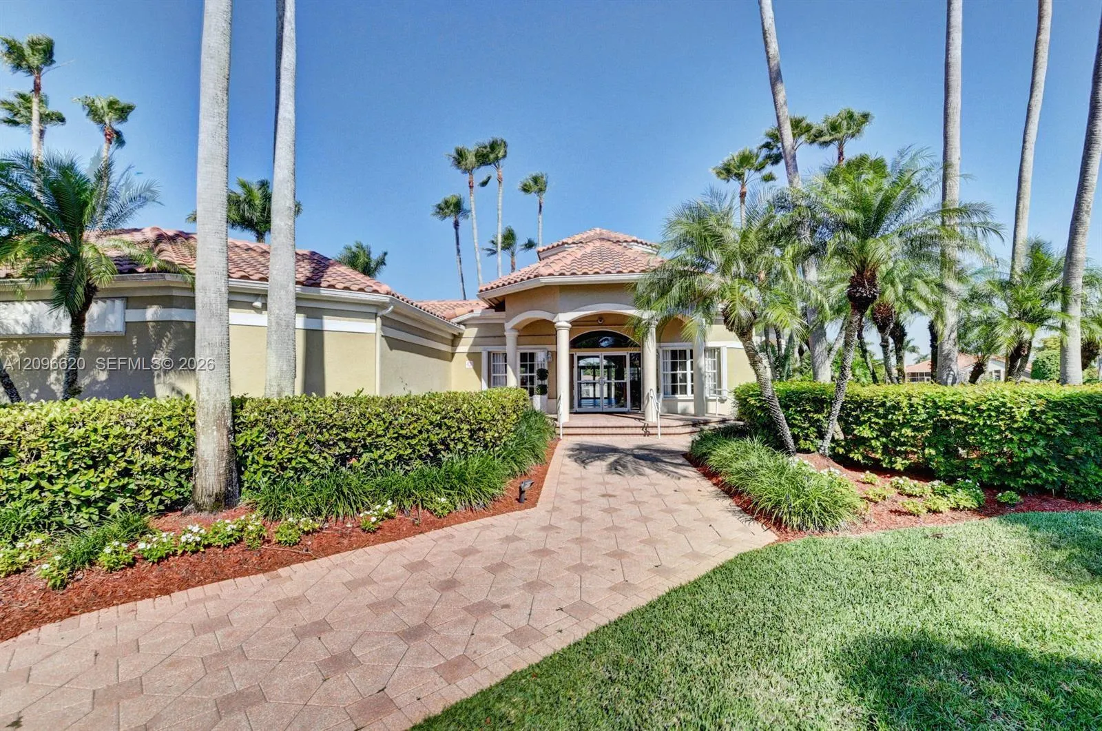19314 King Palm Court #19314