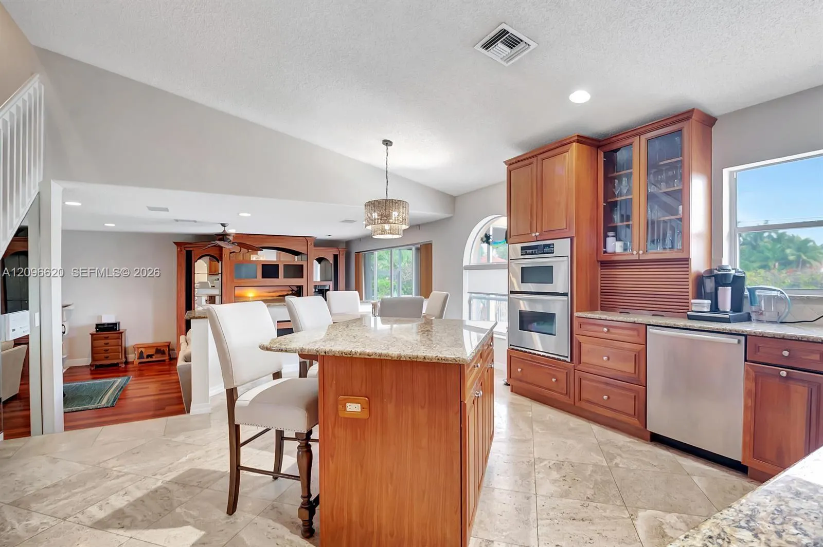 19314 King Palm Court #19314