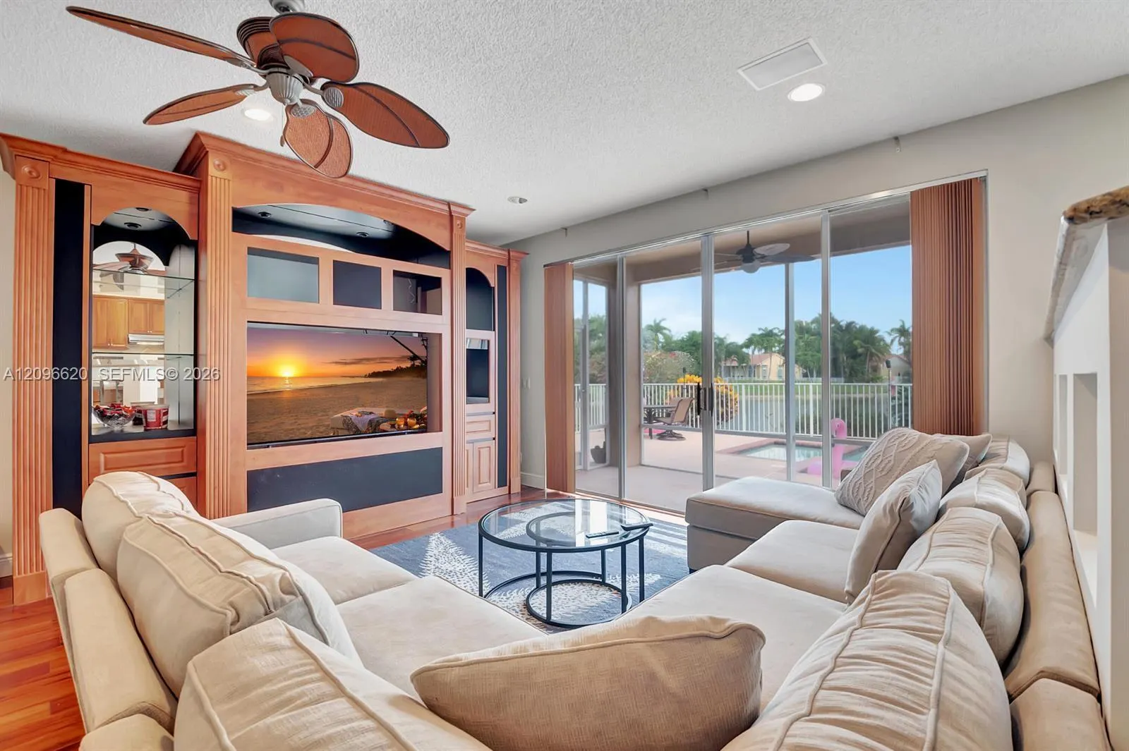 19314 King Palm Court #19314