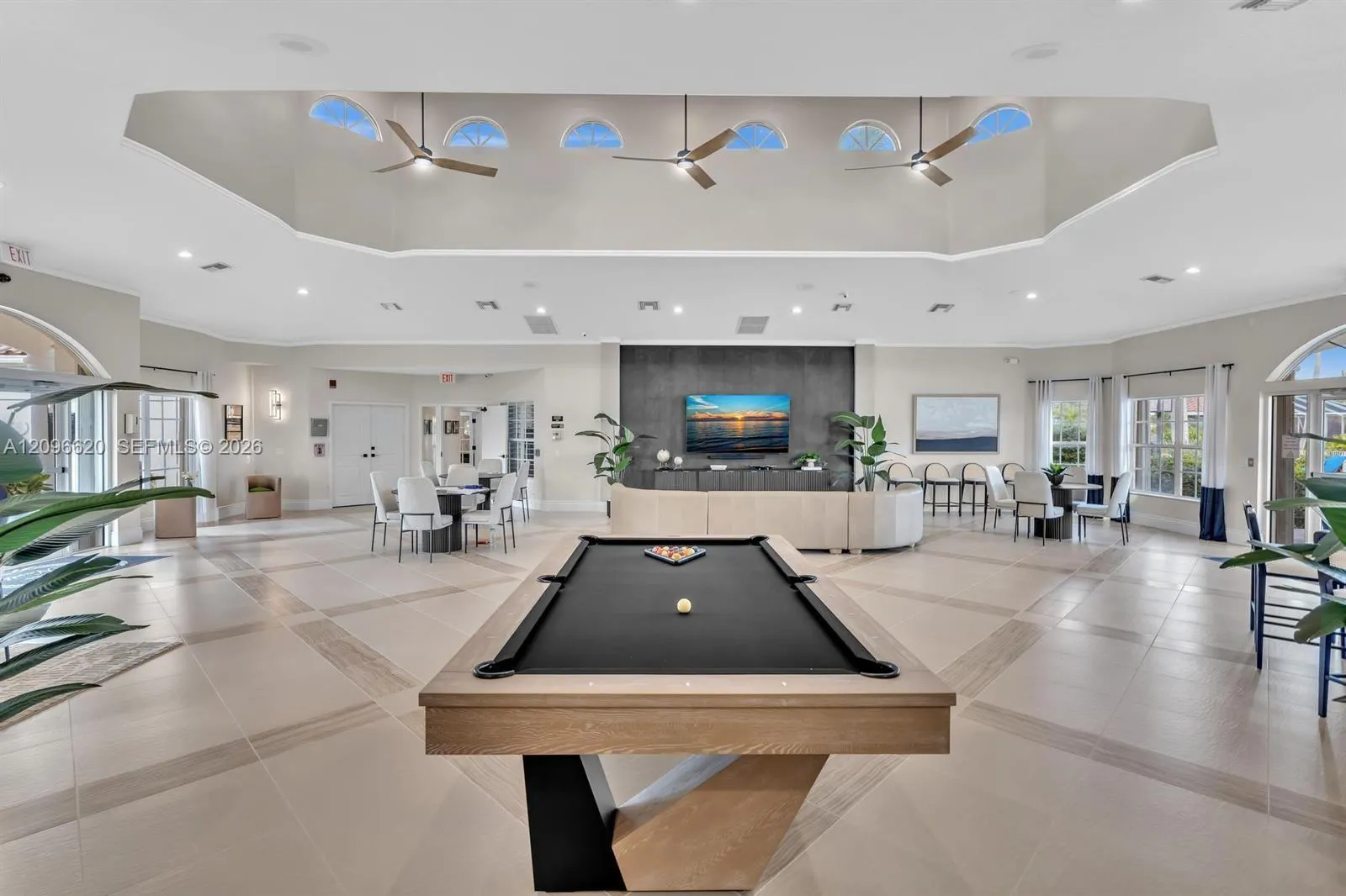 19314 King Palm Court #19314