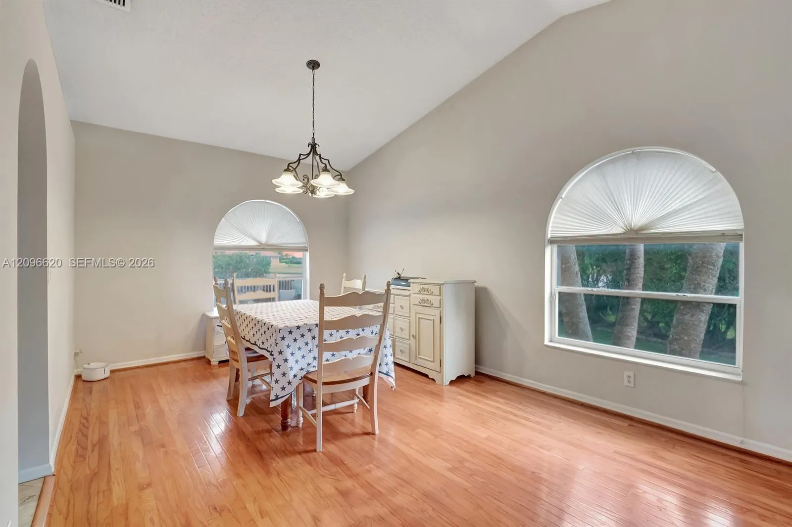 19314 King Palm Court #19314