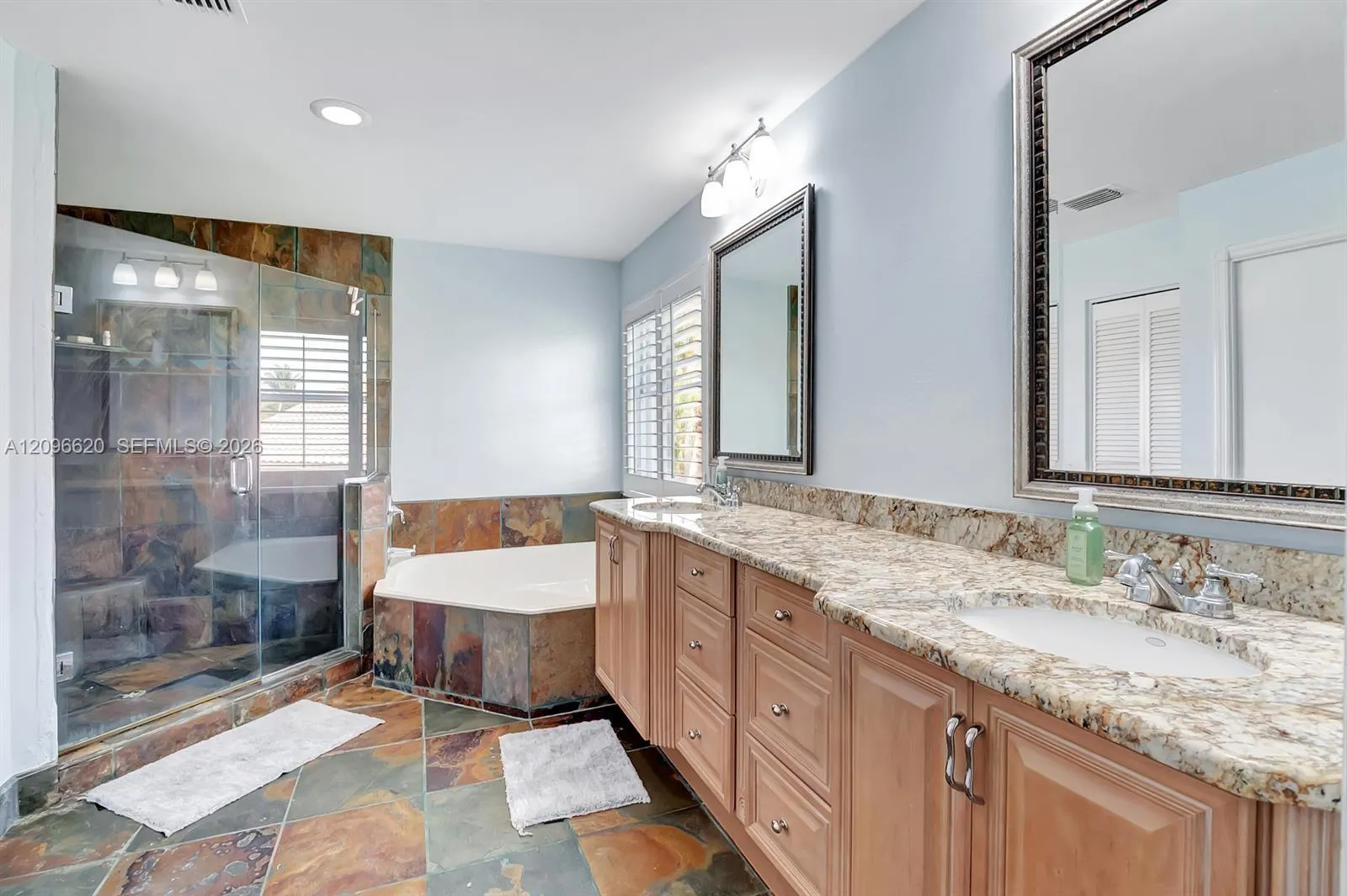 19314 King Palm Court #19314