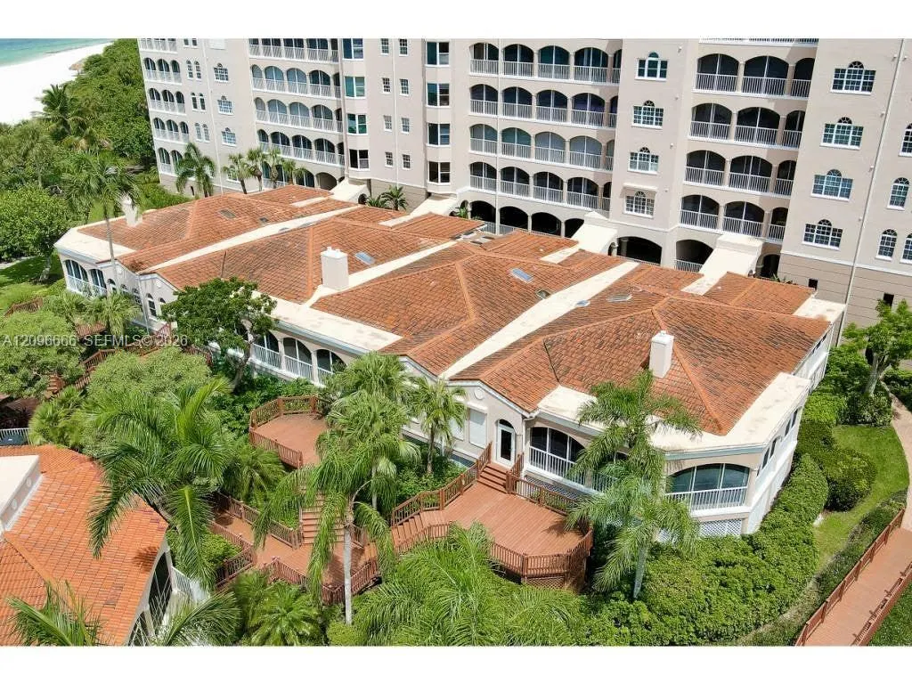 3000 Royal Marco Way #20