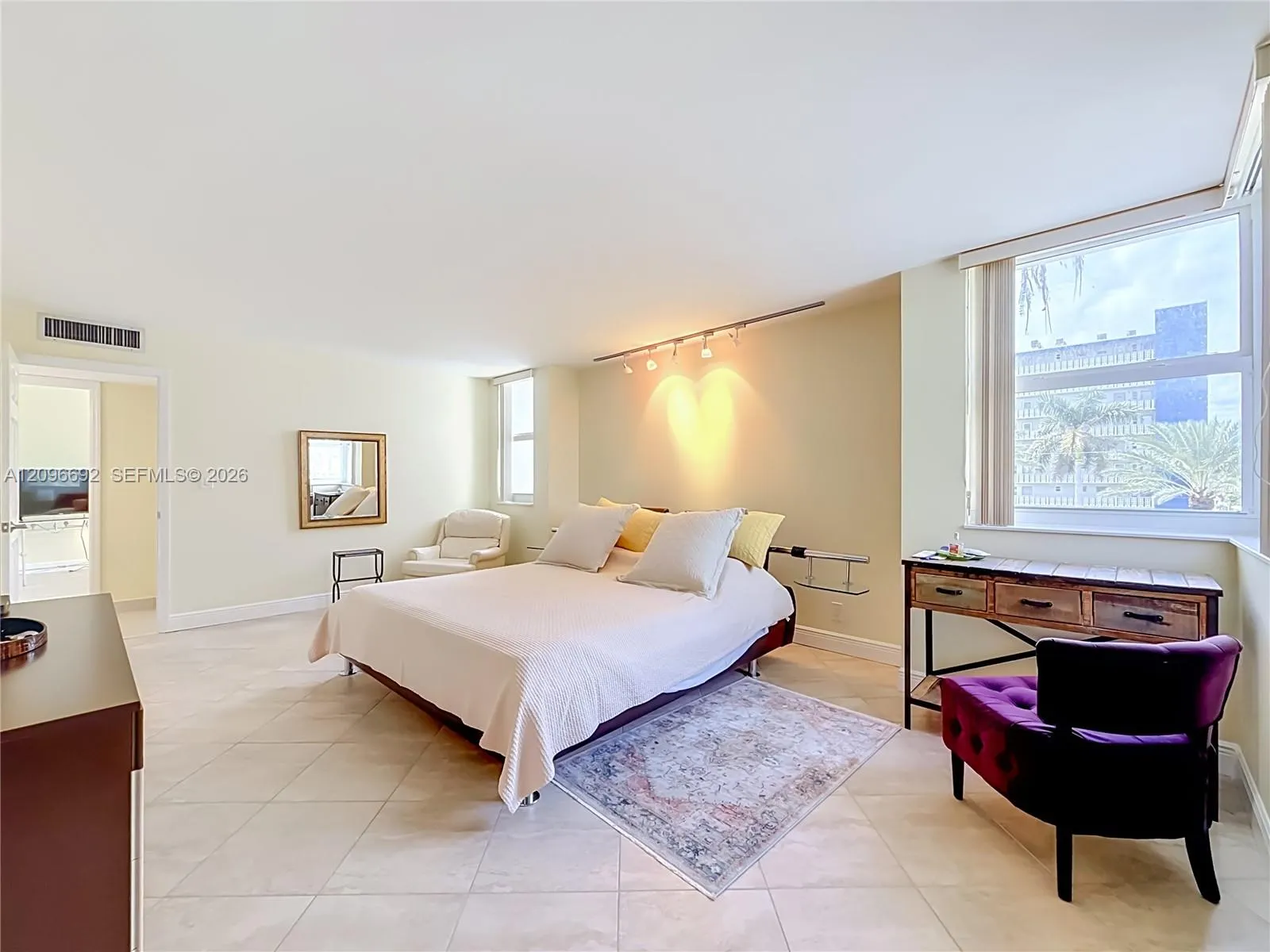 1880 S Ocean Drive #304
