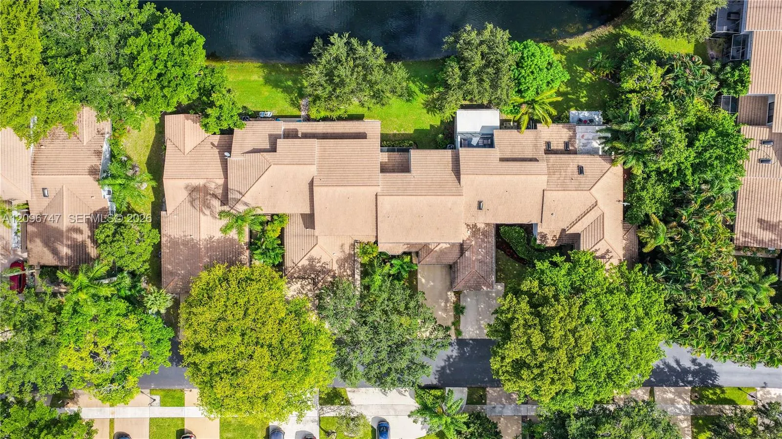 3237 Deer Creek Lake Shore Drive