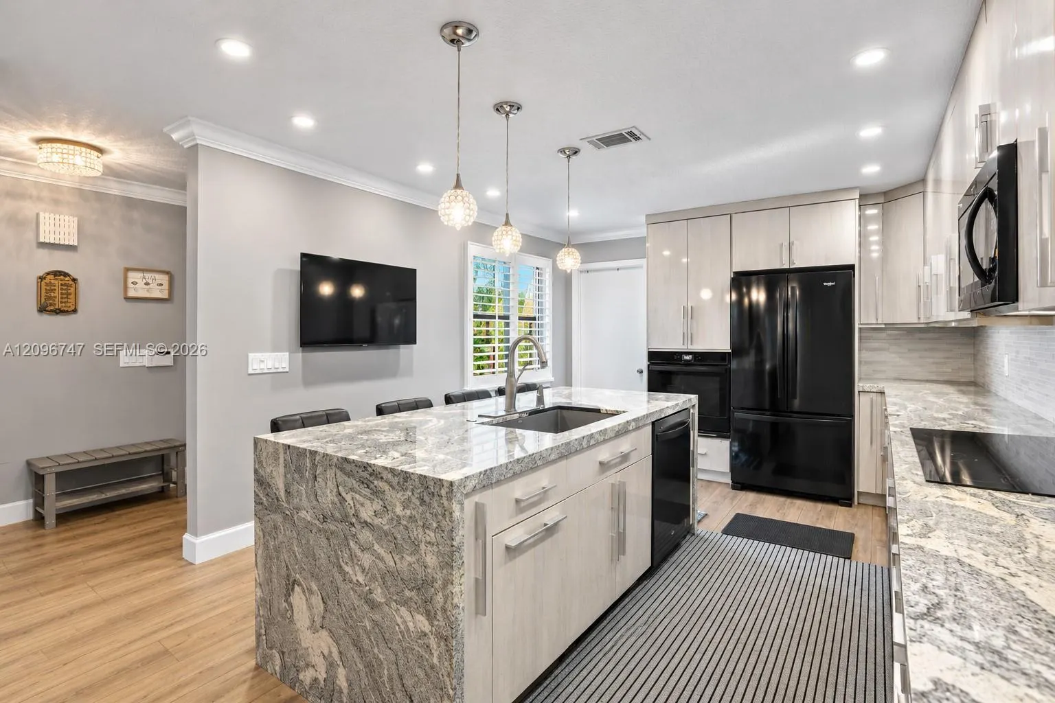 3237 Deer Creek Lake Shore Drive