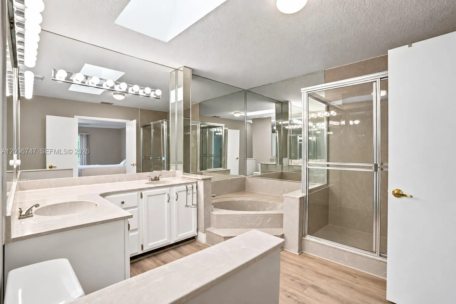 3237 Deer Creek Lake Shore Drive