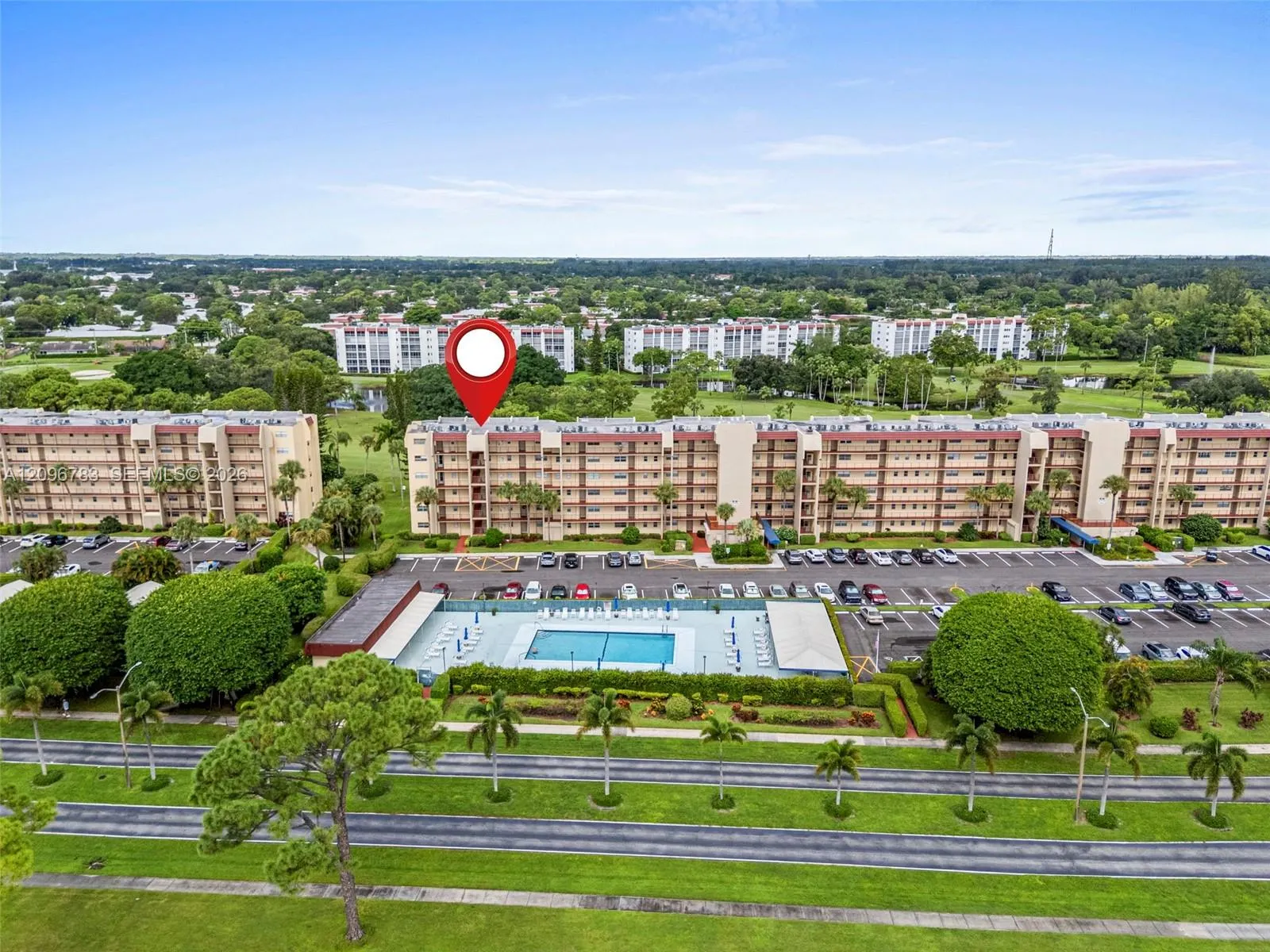3661 Via Poinciana #401