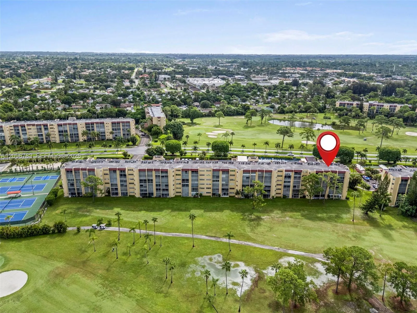 3661 Via Poinciana #401