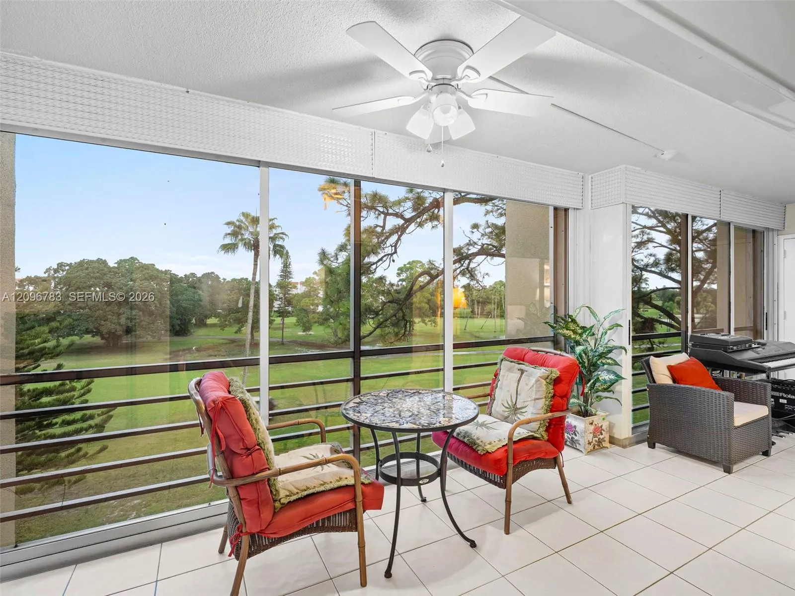 3661 Via Poinciana #401