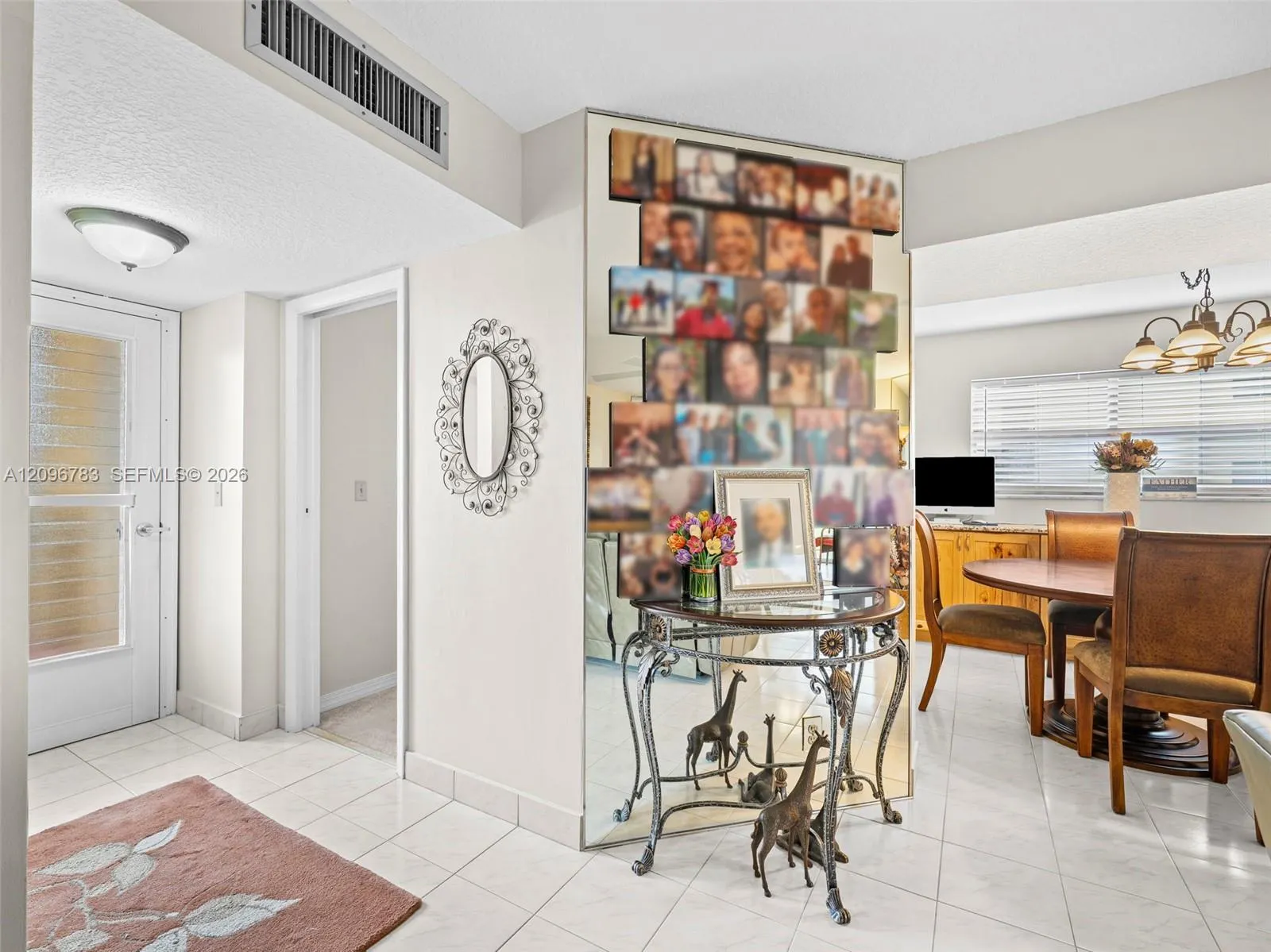 3661 Via Poinciana #401