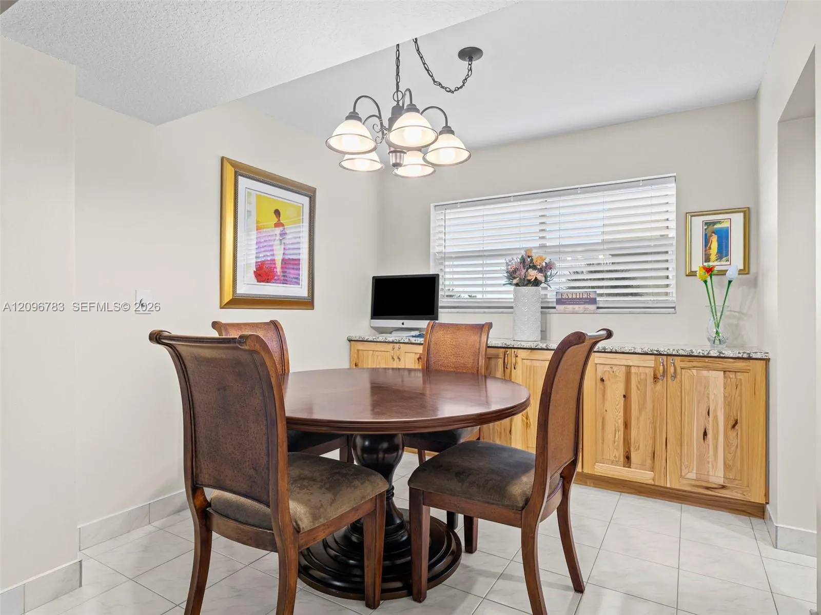 3661 Via Poinciana #401
