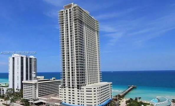 16699 Collins Avenue #2805