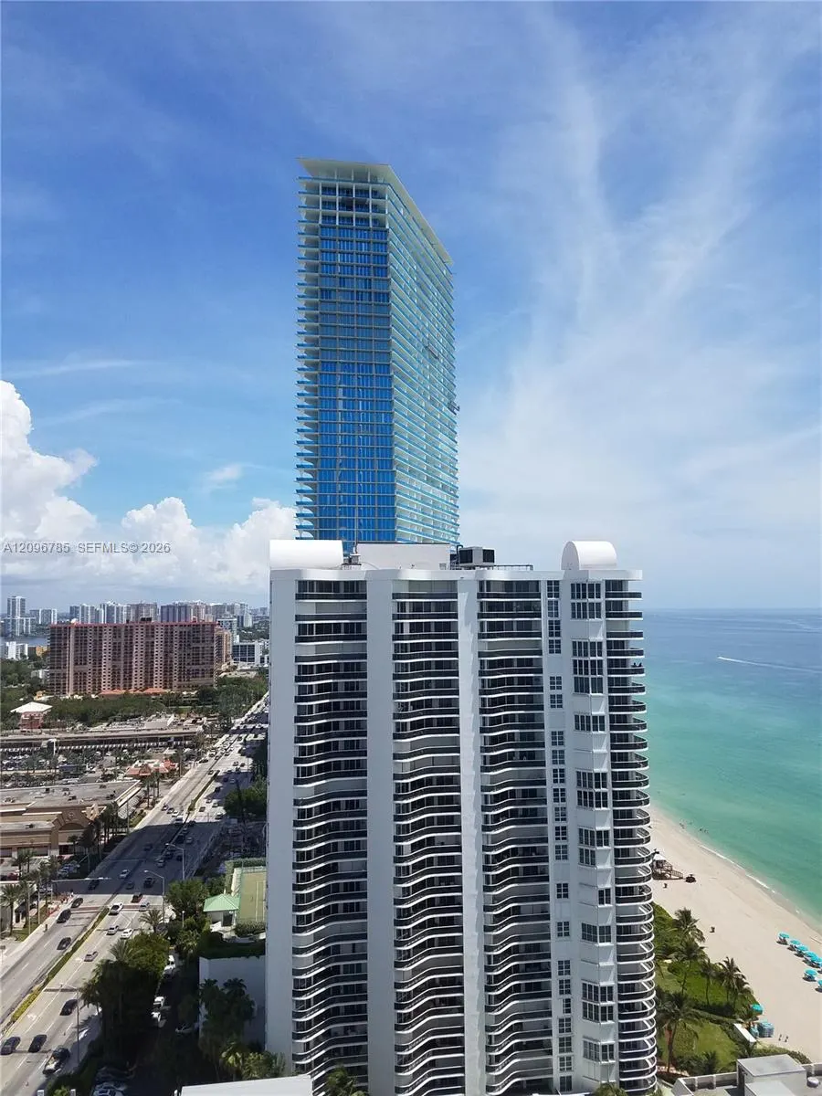 16699 Collins Avenue #2805