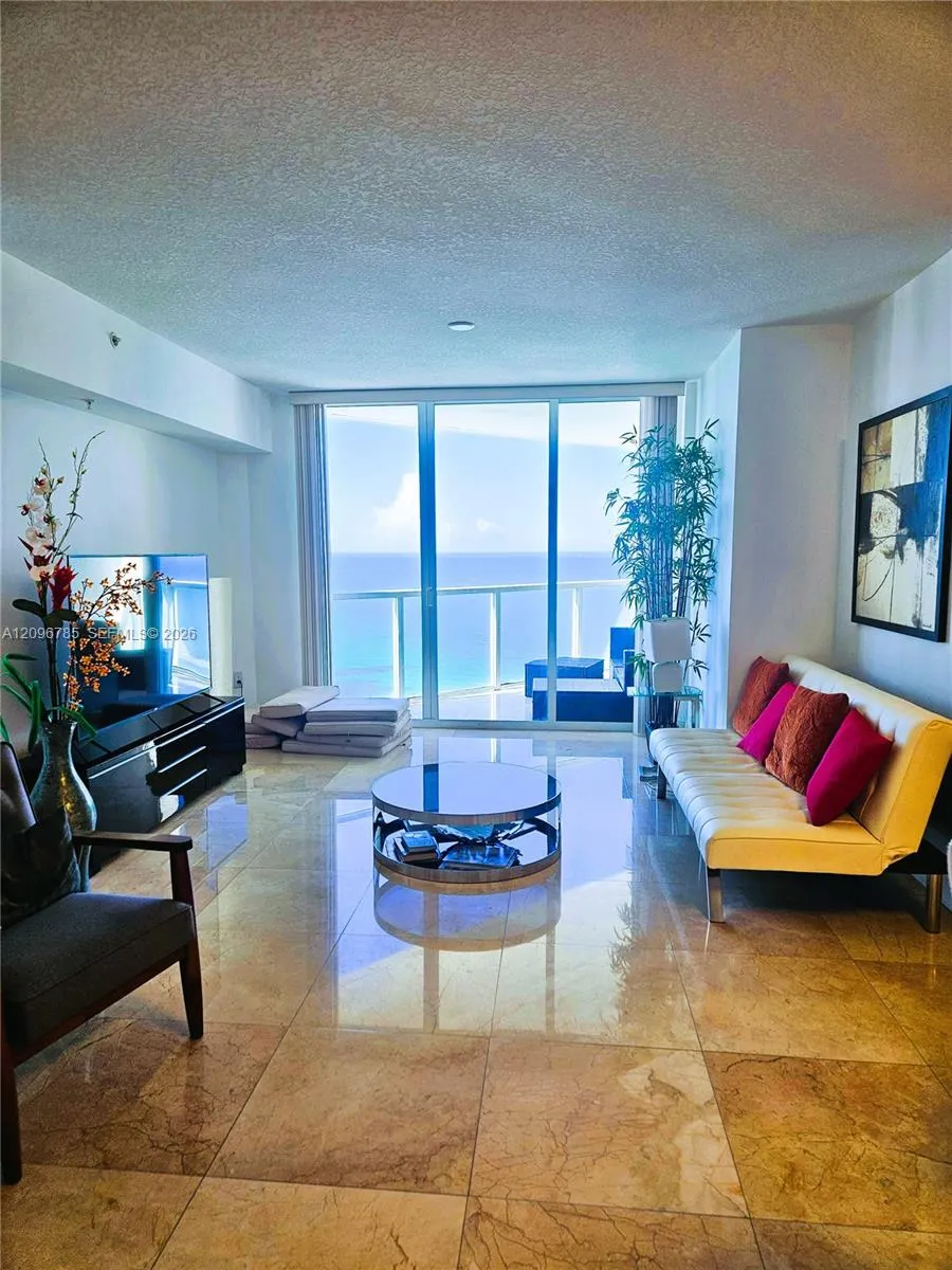 16699 Collins Avenue #2805