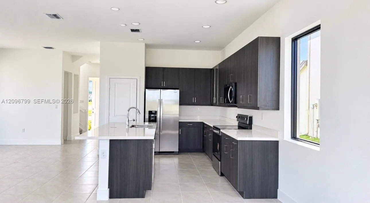5543 Cassidy Lane