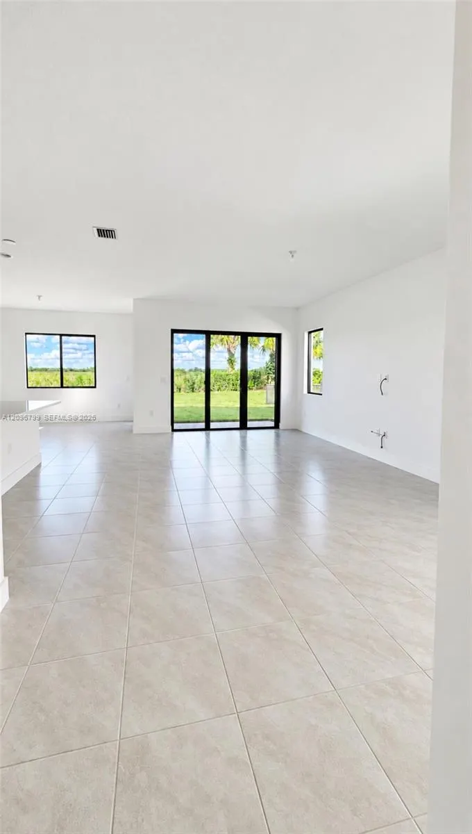 5543 Cassidy Lane