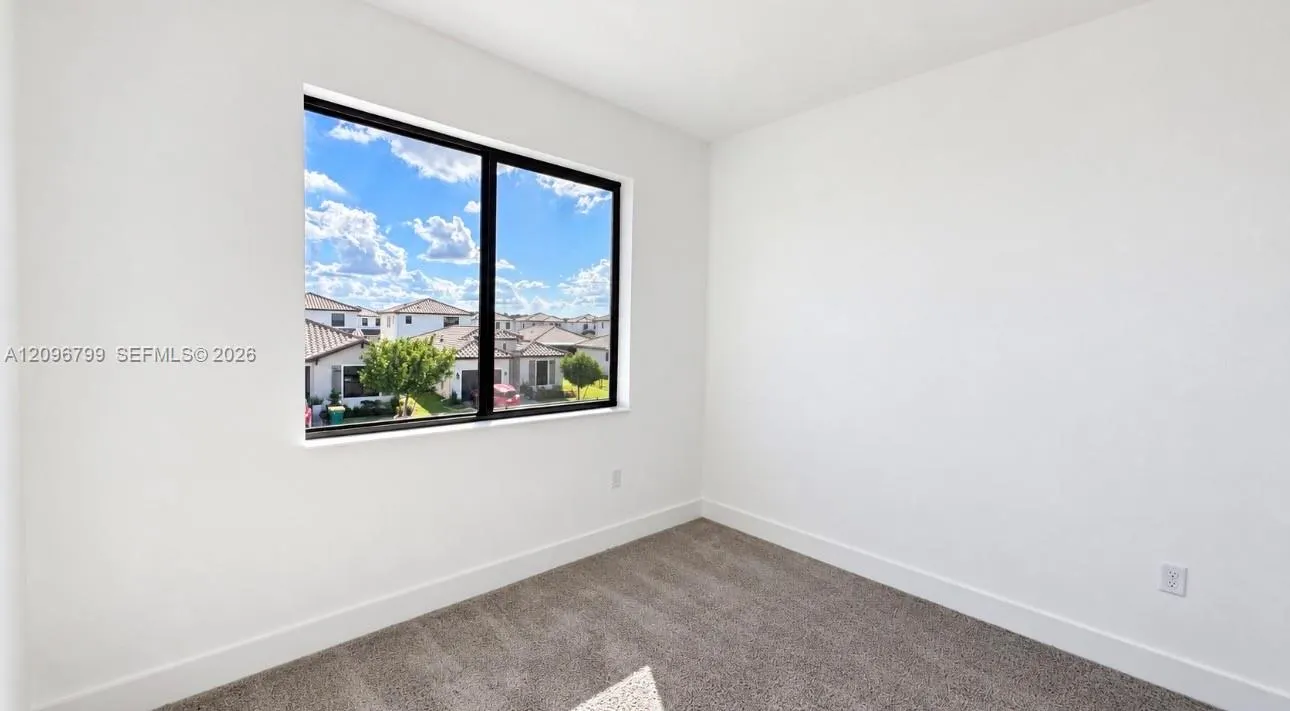 5543 Cassidy Lane