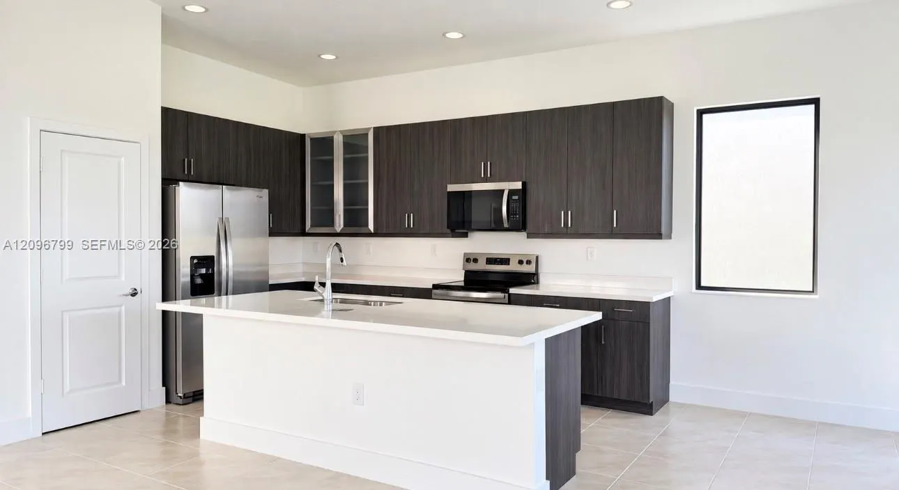 5543 Cassidy Lane