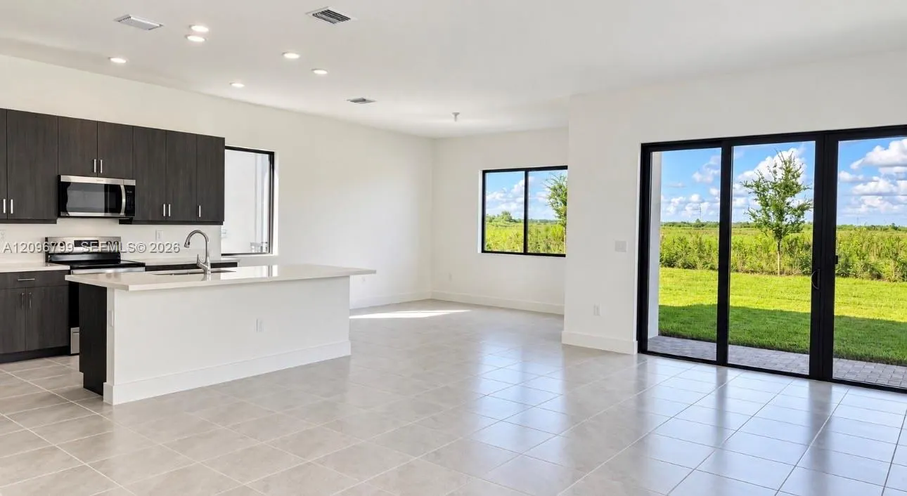 5543 Cassidy Lane