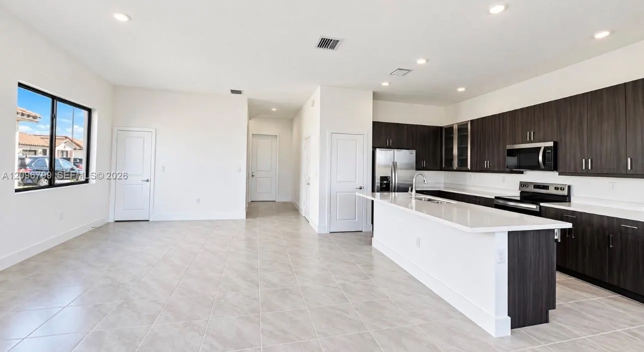 5543 Cassidy Lane