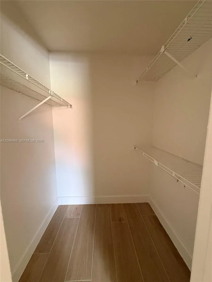 3450 N Pinewalk Drive N #421