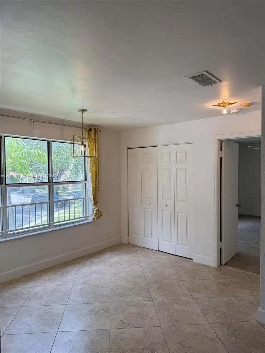 3450 N Pinewalk Drive N #421