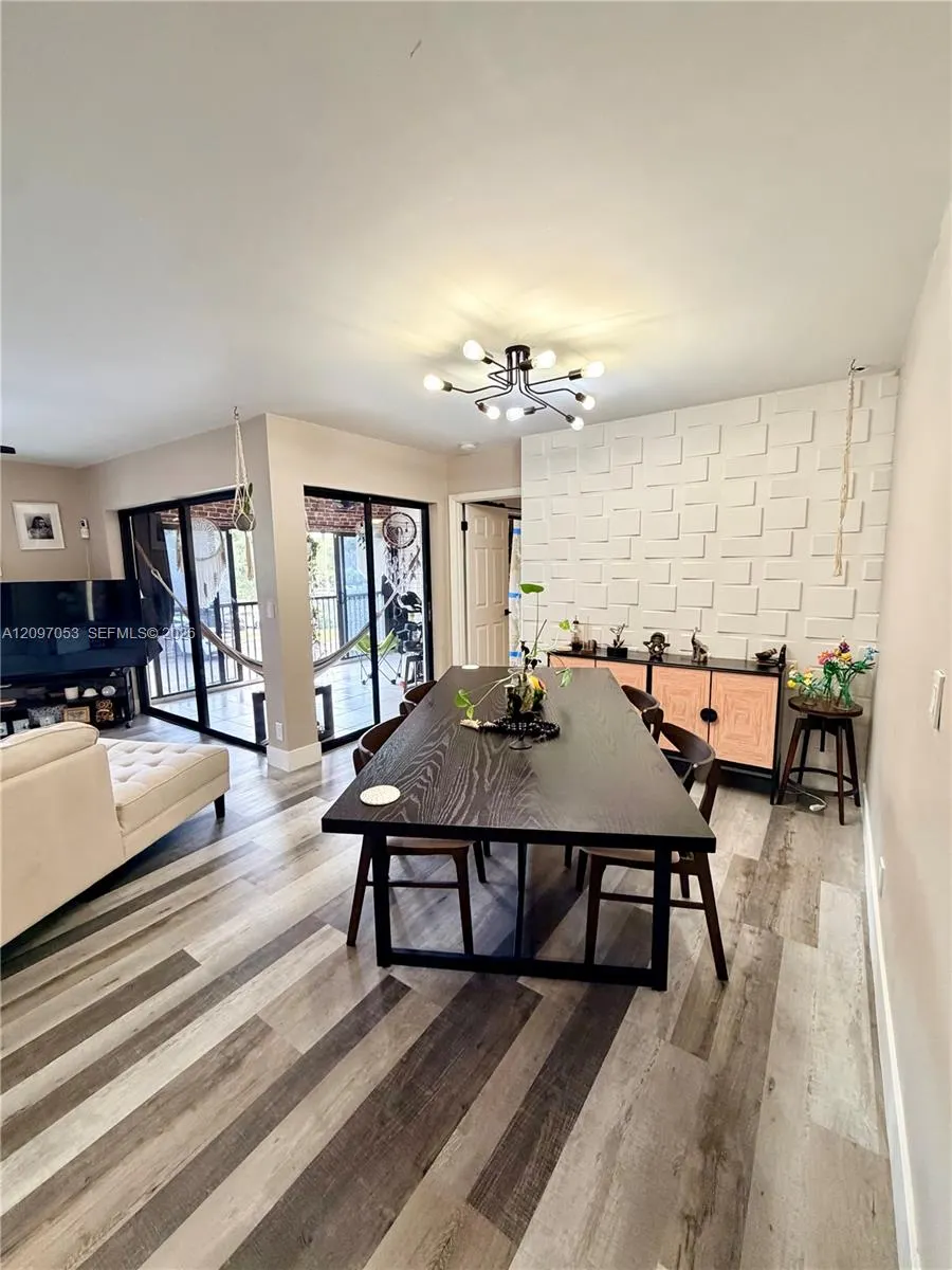 3171 Cocoplum Circle #3382