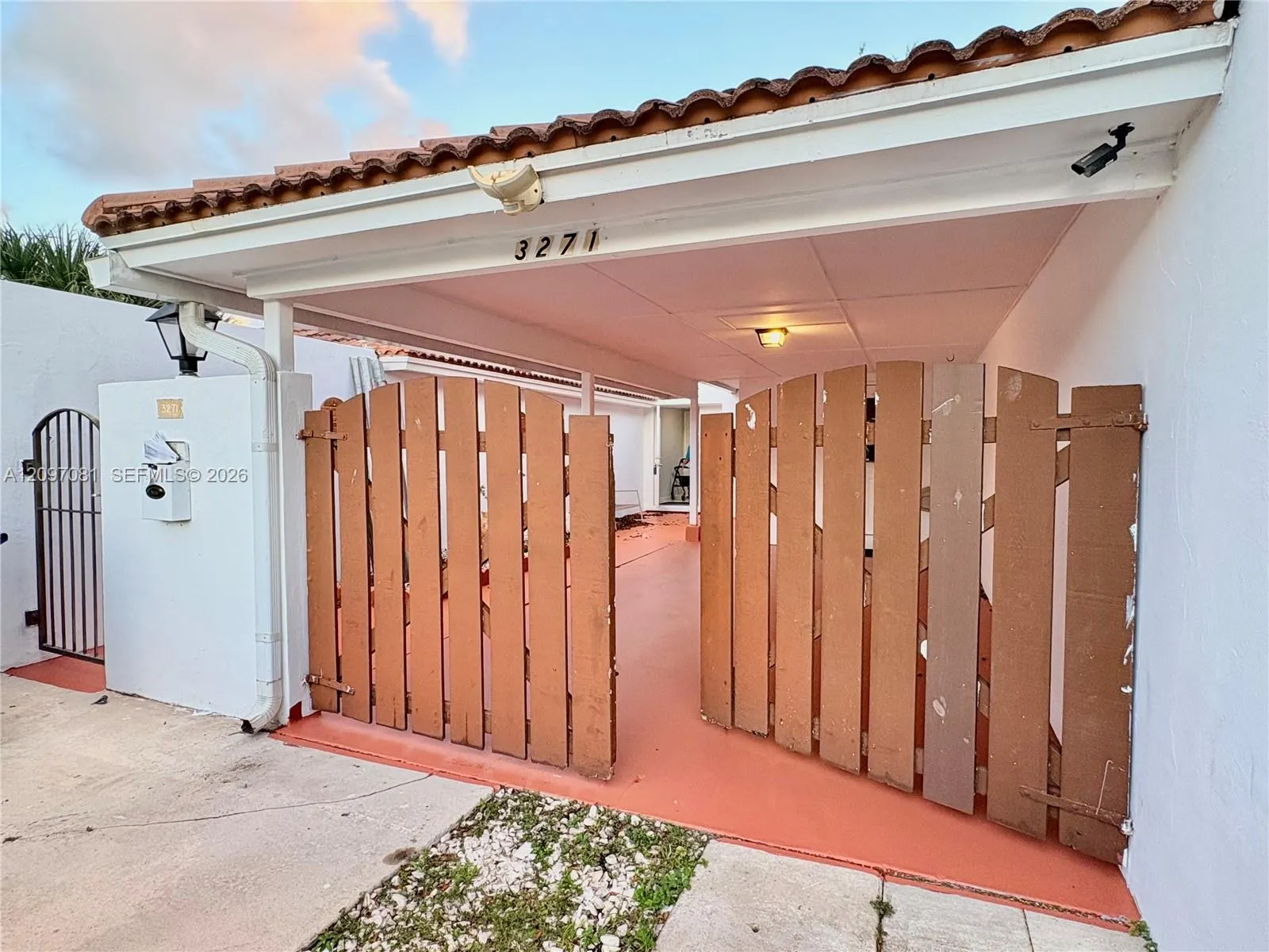 3271 Coral Springs Drive #2