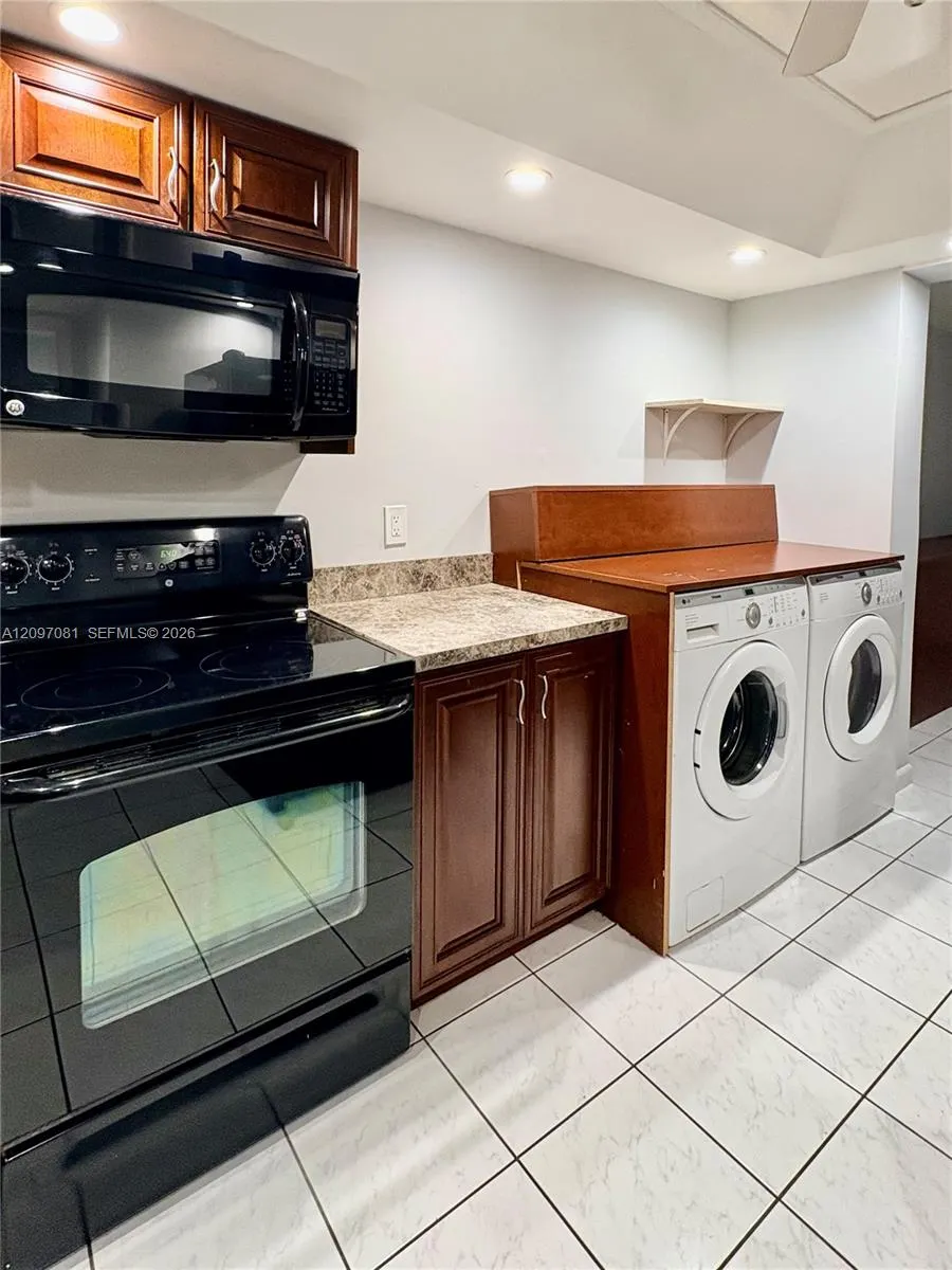 3271 Coral Springs Drive #2