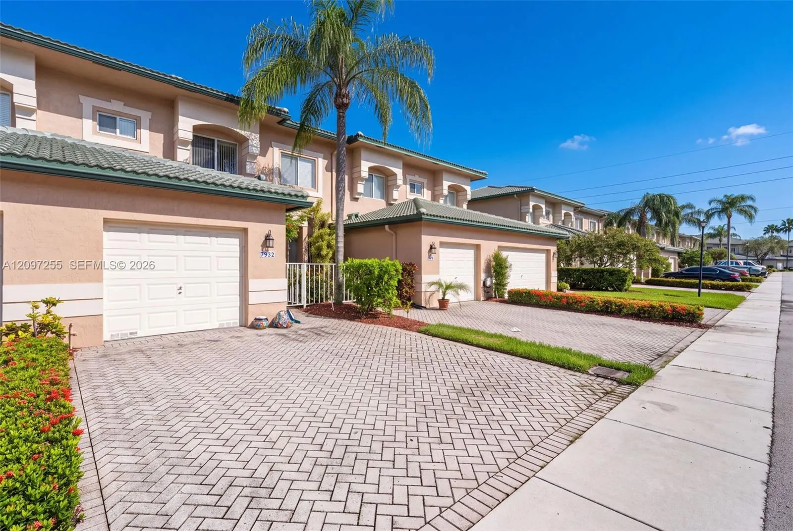 7932 E Exeter Boulevard E #202
