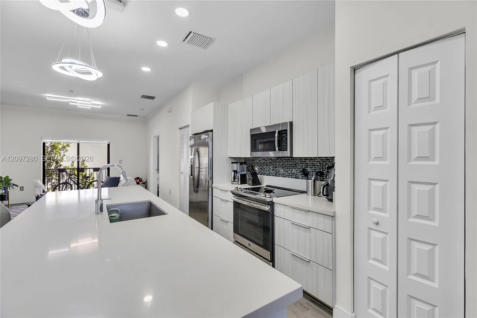 7925 NW 104th Avenue #28
