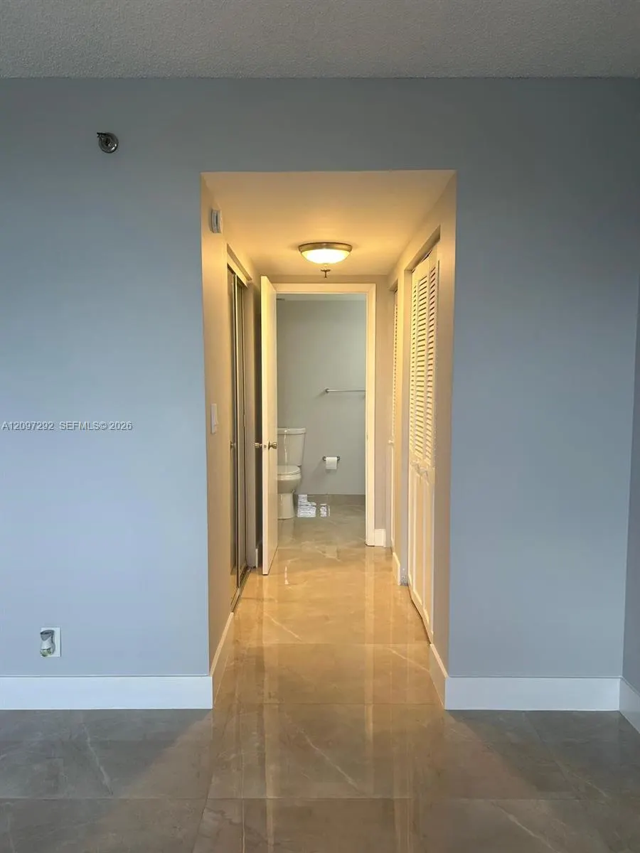 901 Hillcrest Drive #315