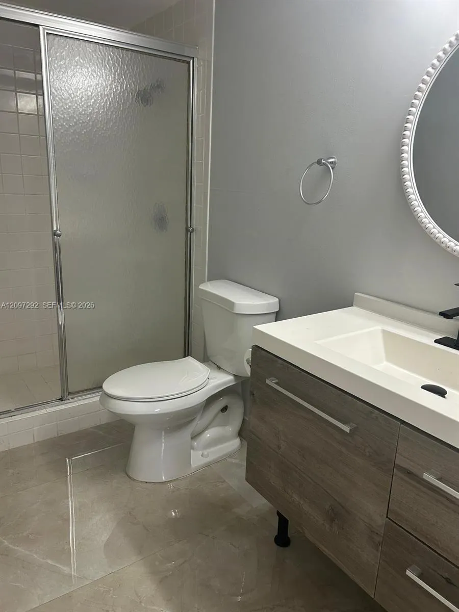 901 Hillcrest Drive #315