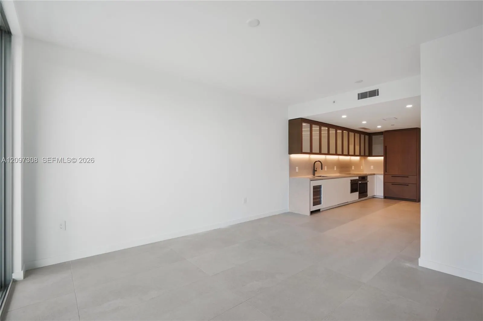 2200 Brickell Avenue #306