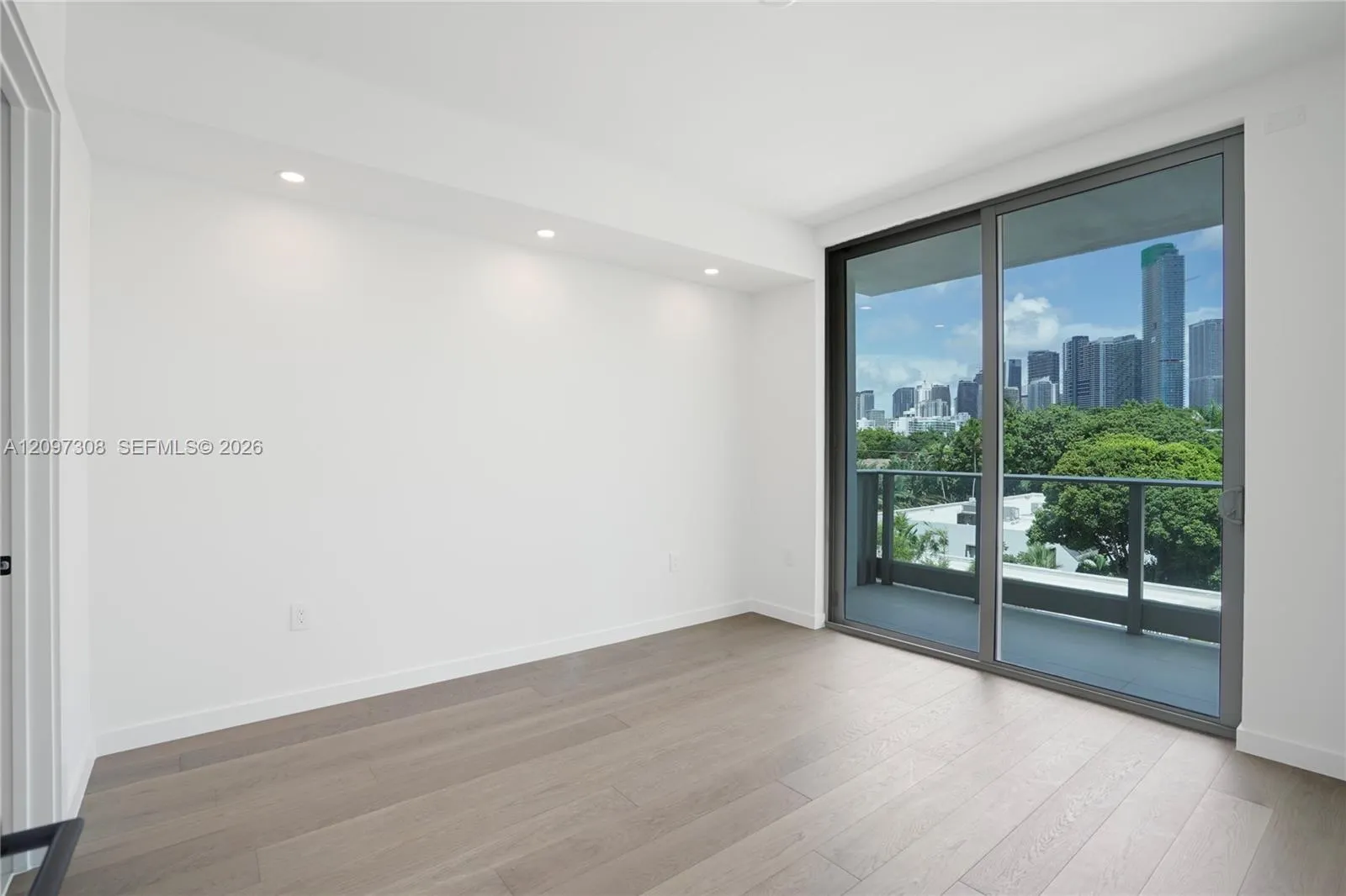 2200 Brickell Avenue #306