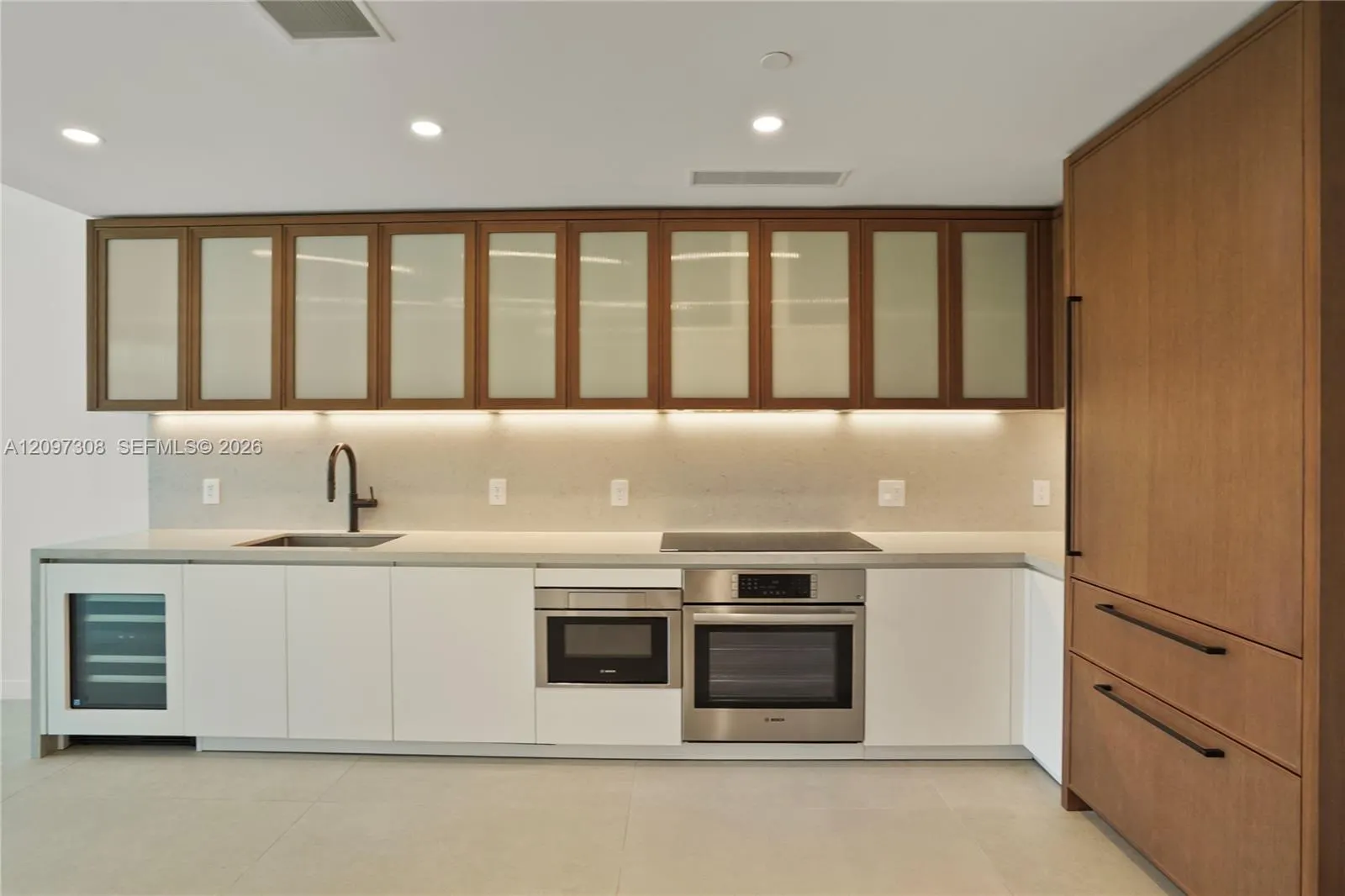 2200 Brickell Avenue #306