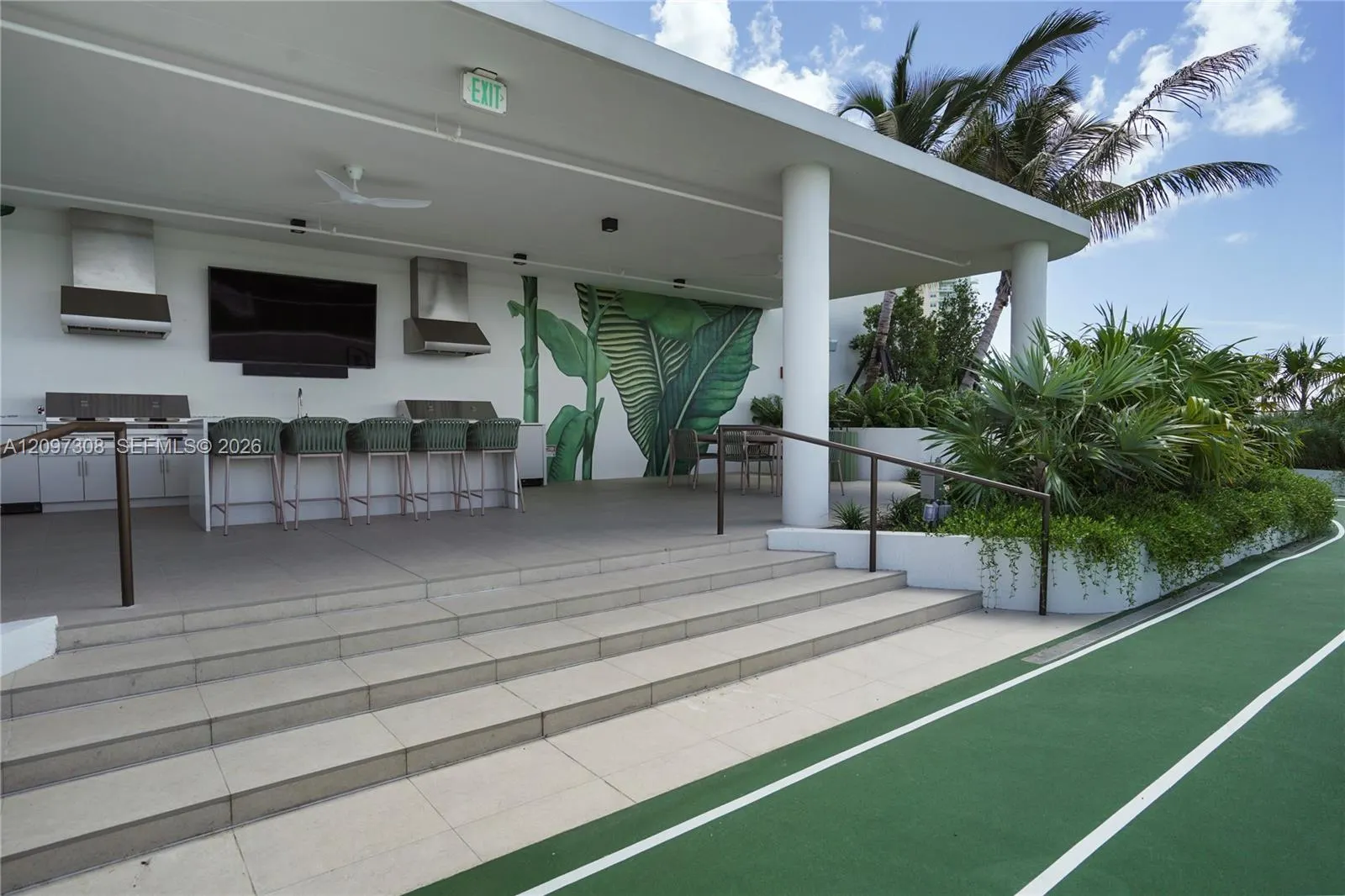 2200 Brickell Avenue #306