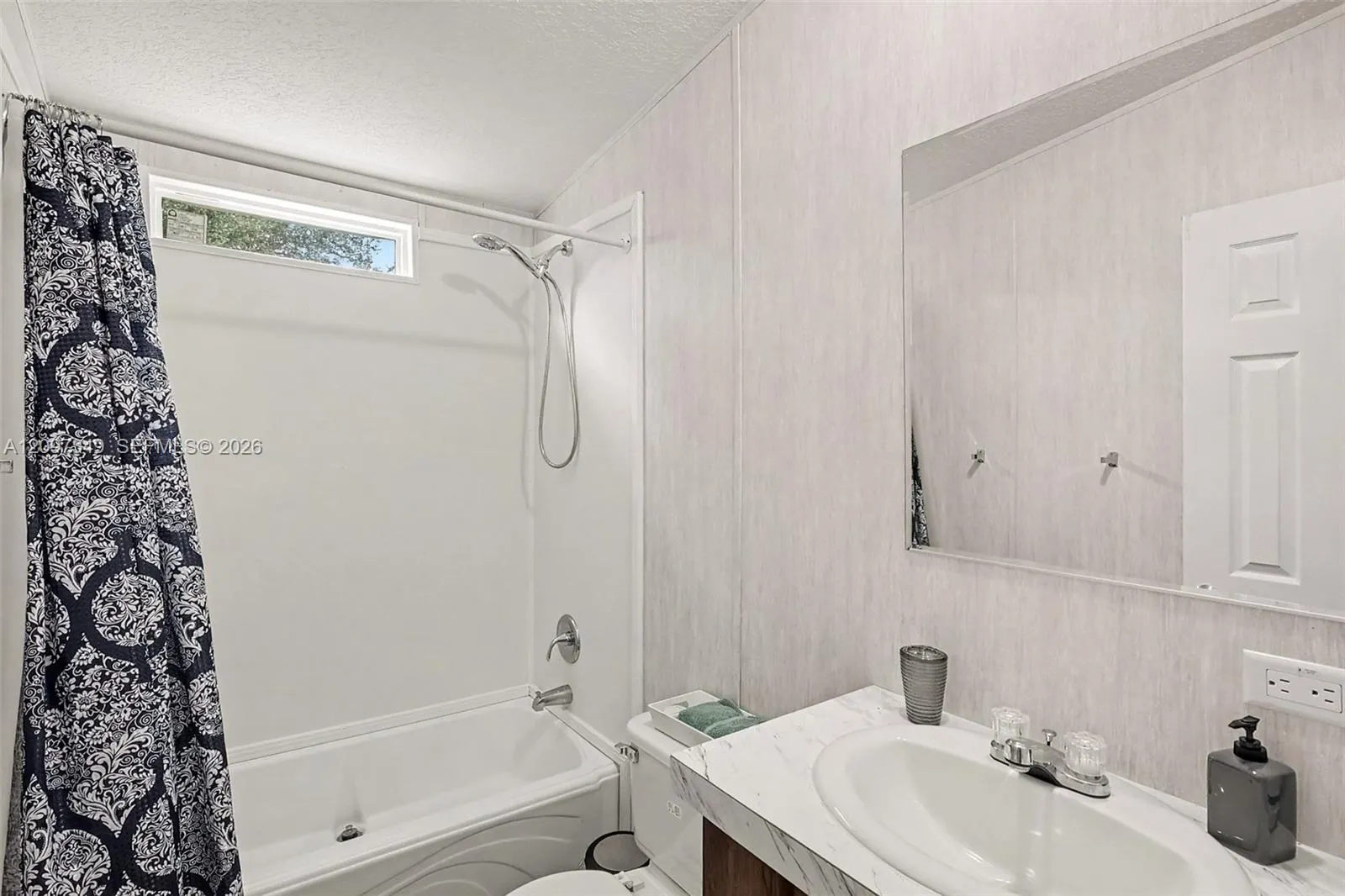 2856 Pioneer 9th Street