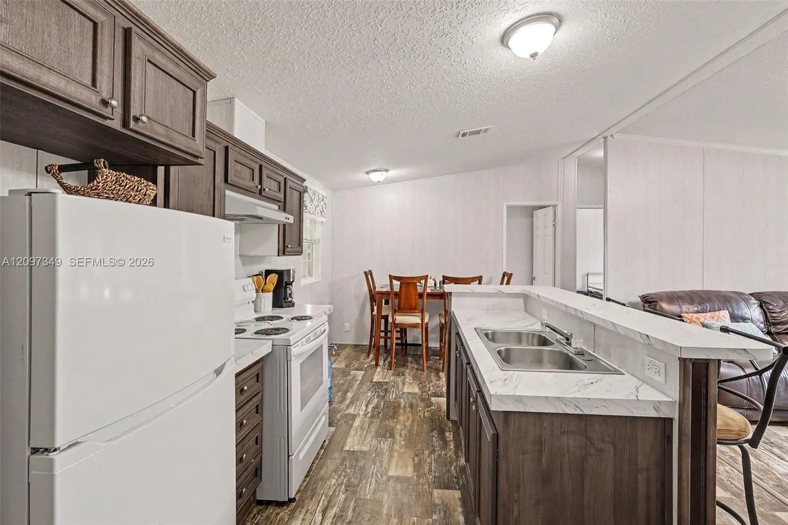 2856 Pioneer 9th Street