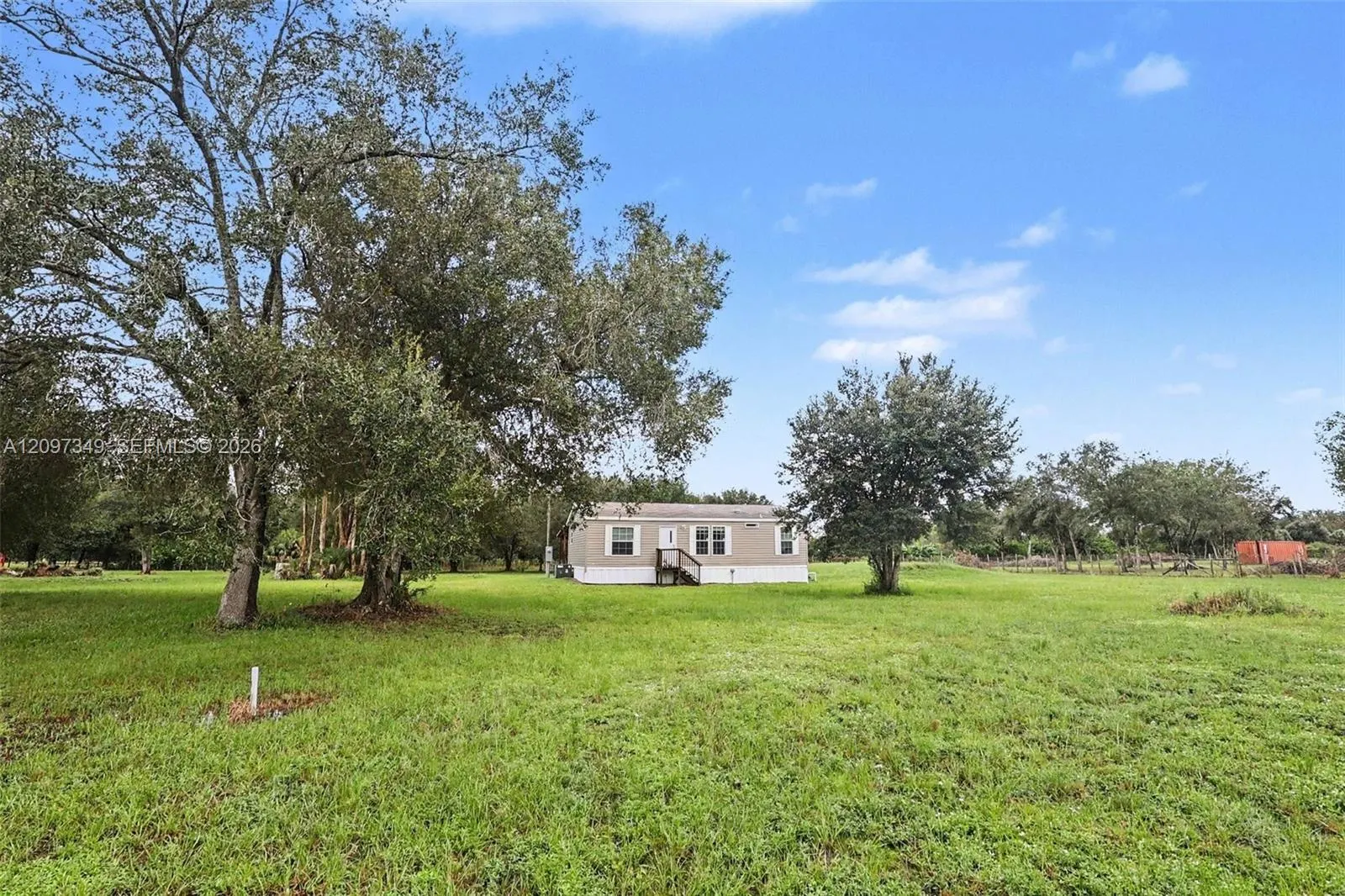 2856 Pioneer 9th Street
