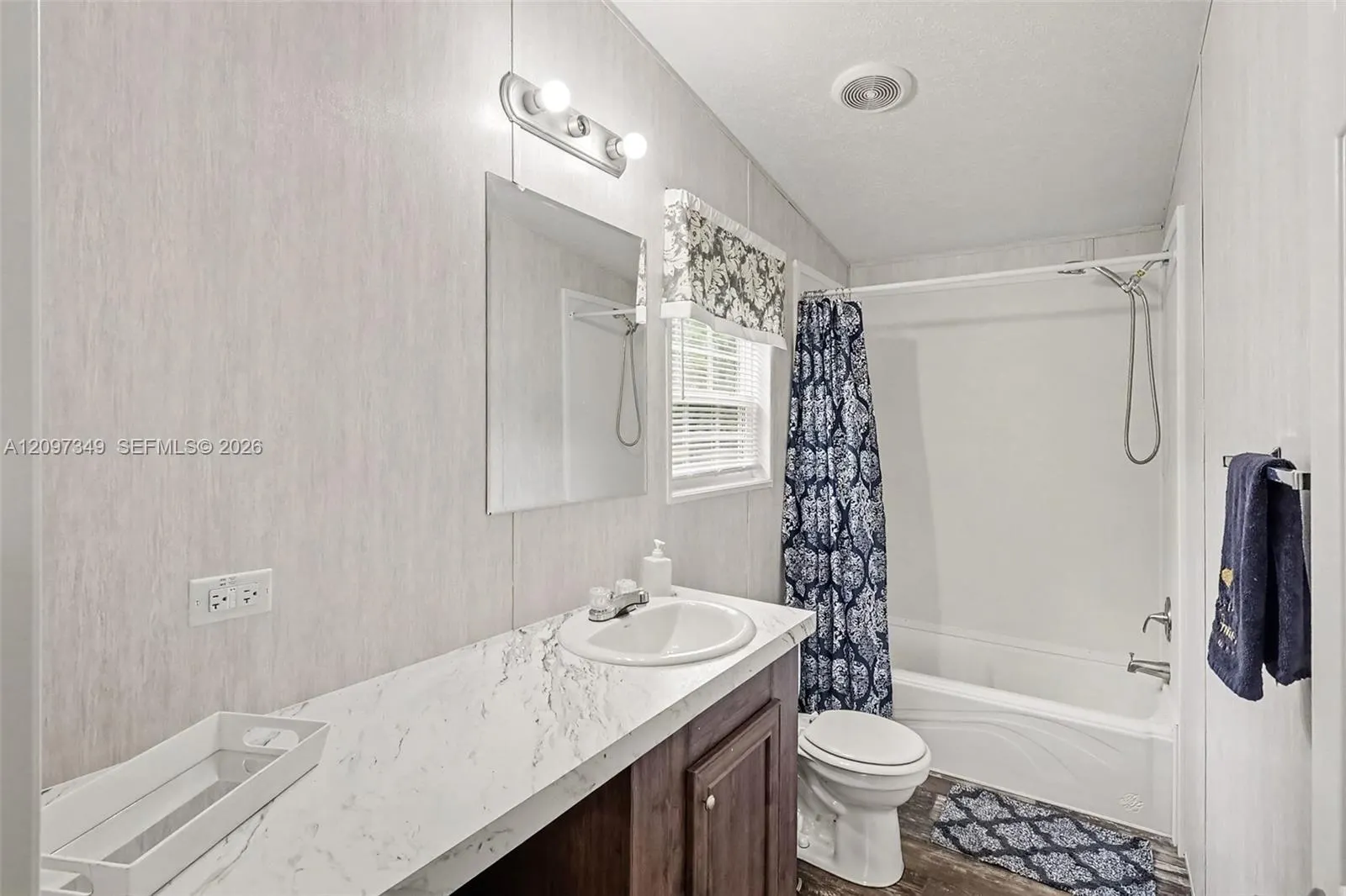 2856 Pioneer 9th Street