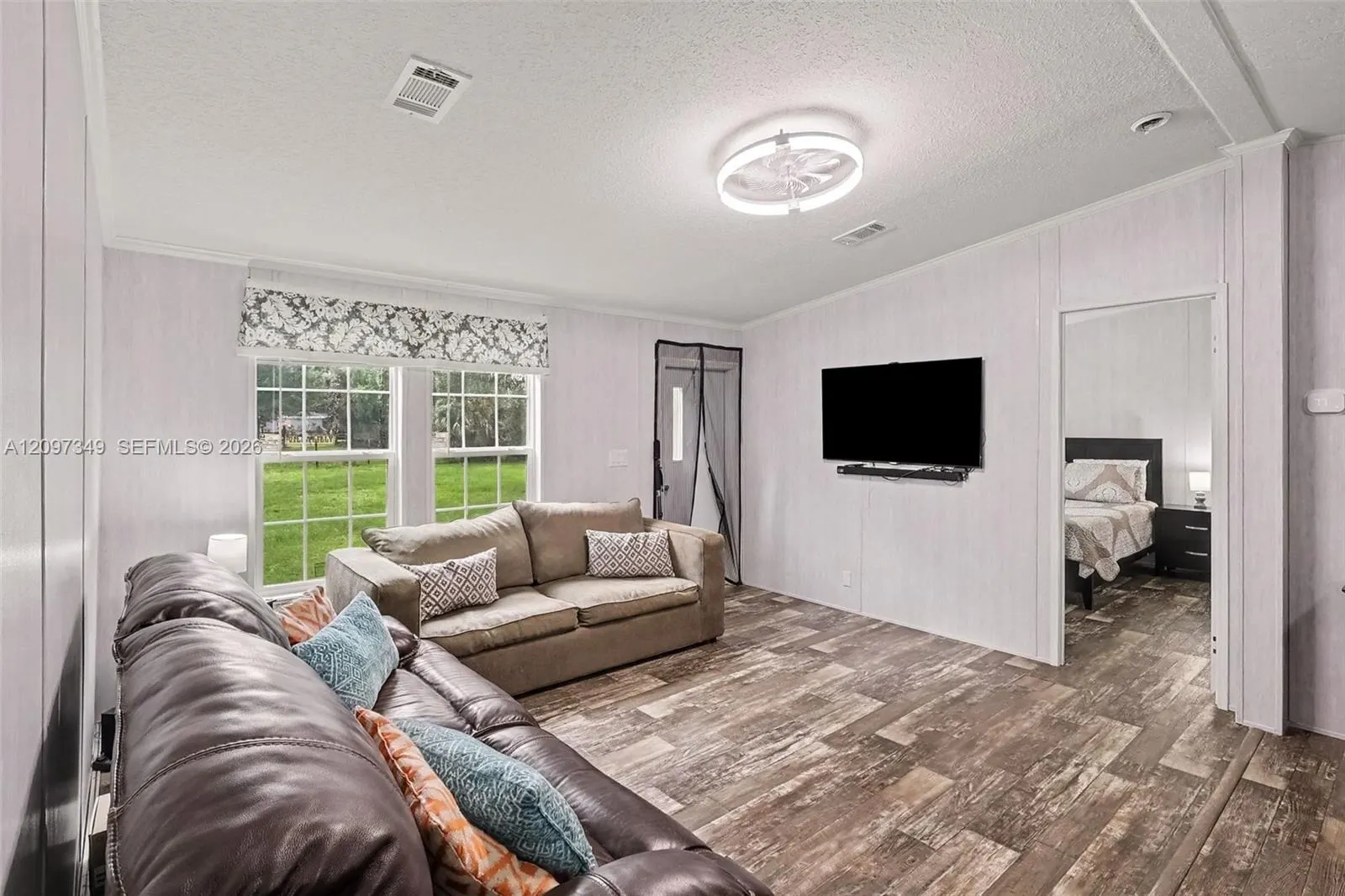 2856 Pioneer 9th Street