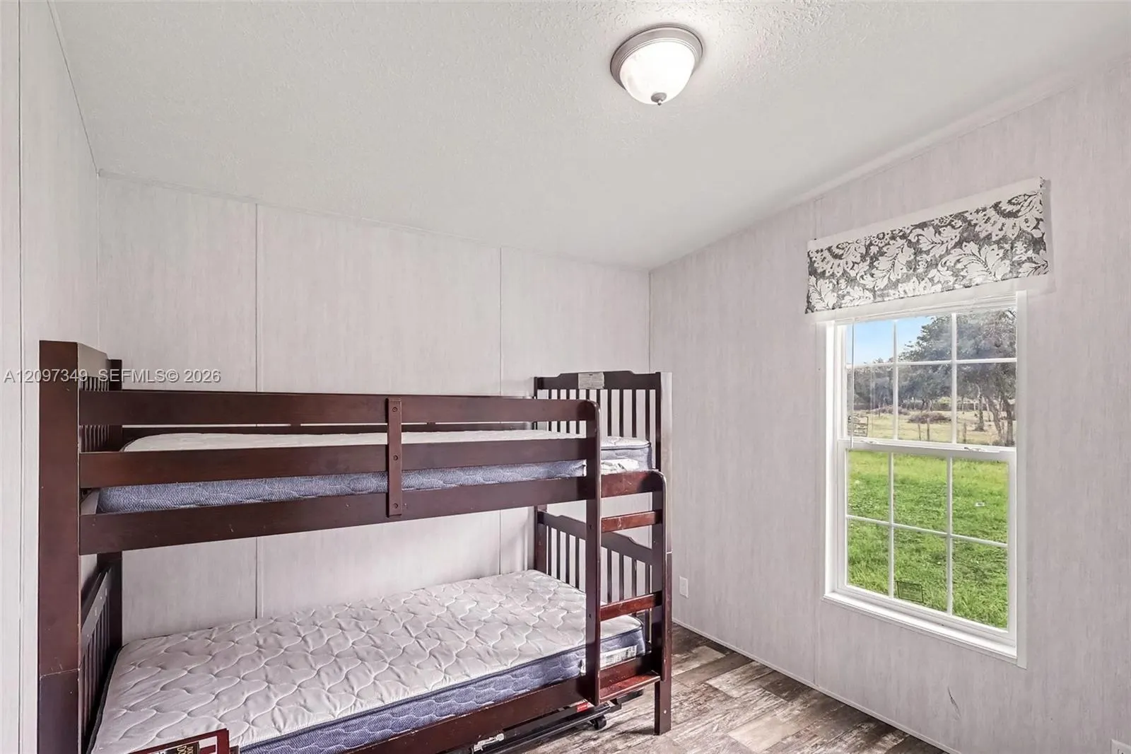 2856 Pioneer 9th Street