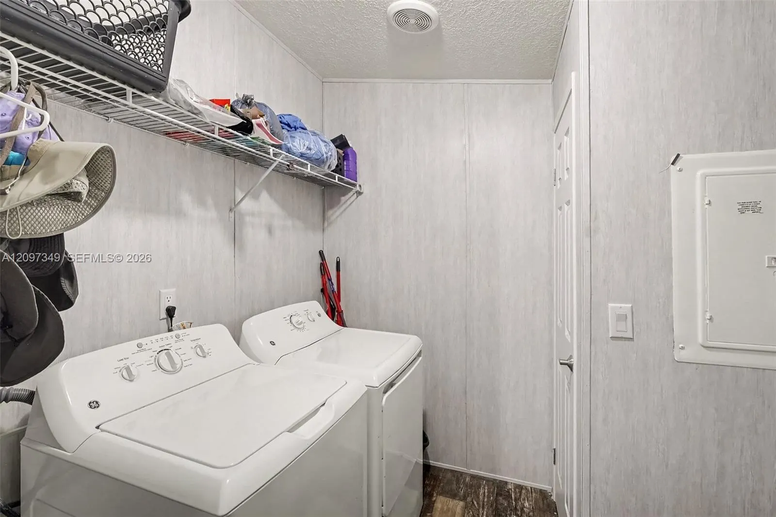 2856 Pioneer 9th Street