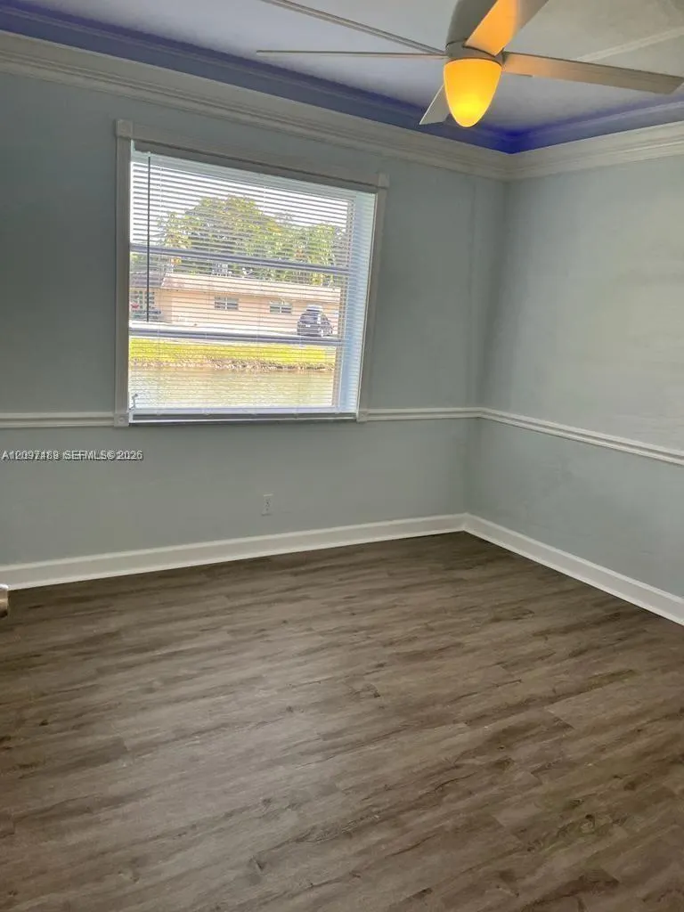 406 Lakeside Drive #117