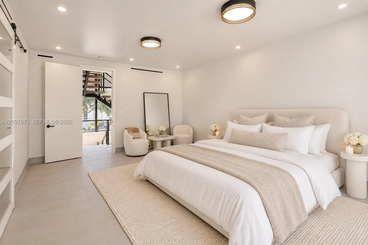 843 SW 14th Court