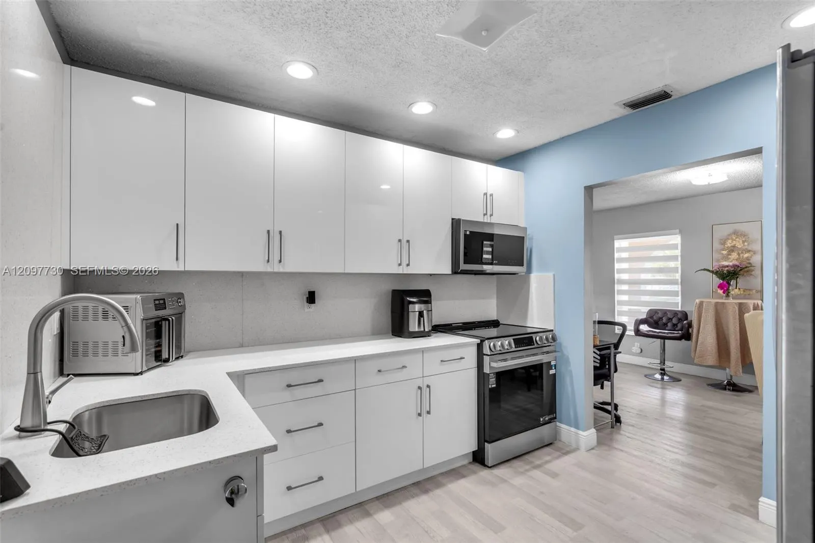 850 NW 79th Avenue