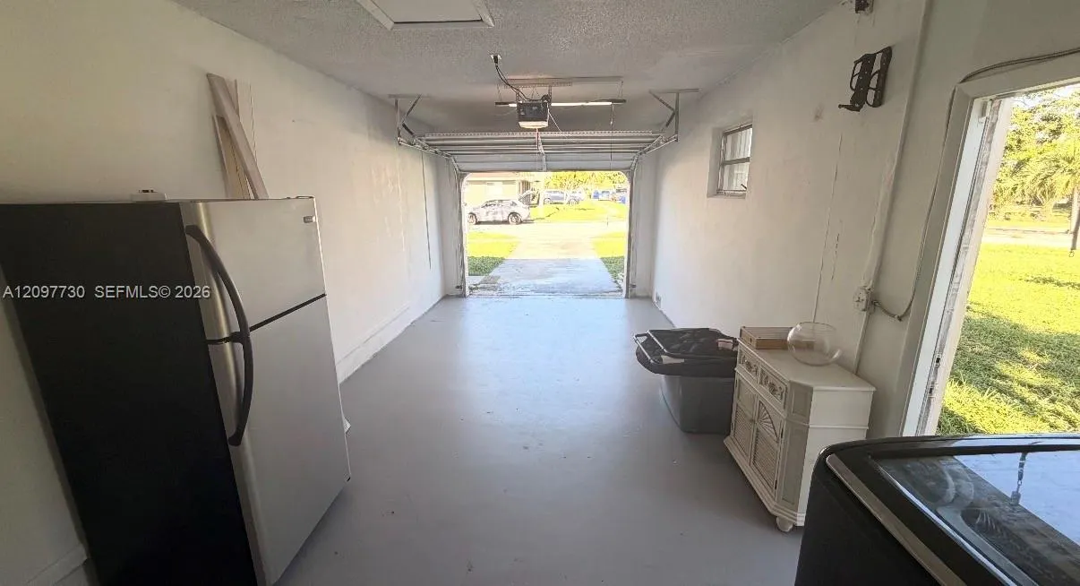 850 NW 79th Avenue