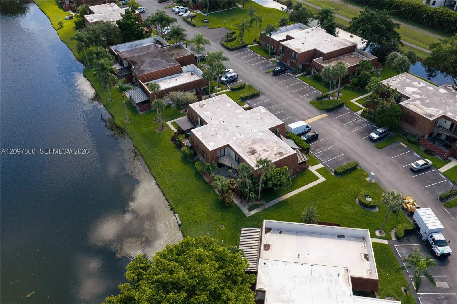 11915 SW 13th Court #11915